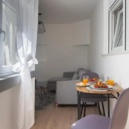 D&a Amphitheatre With Free Parking Apartamento Pula