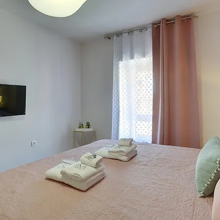 D&a Amphitheatre With Free Parking Appartement Pula