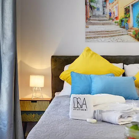 D&a Amphitheatre With Free Parking Pula