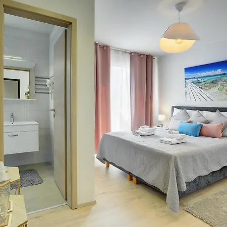 D&a Amphitheatre With Free Parking Appartement Pula