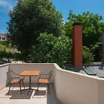 D&a Amphitheatre With Free Parking * Pola