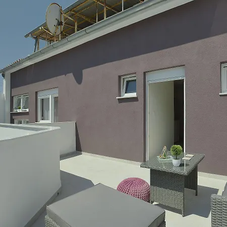 D&a Amphitheatre With Free Parking *