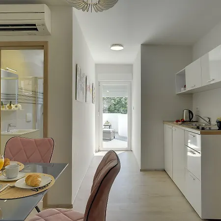 公寓 D&a Amphitheatre With Free Parking