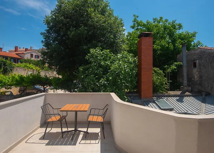 D&a Amphitheatre With Free Parking * Pula