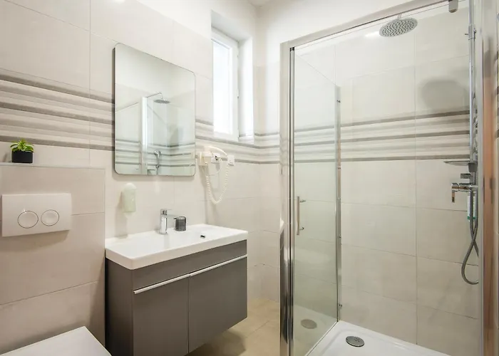 D&a Amphitheatre With Free Parking * Pula