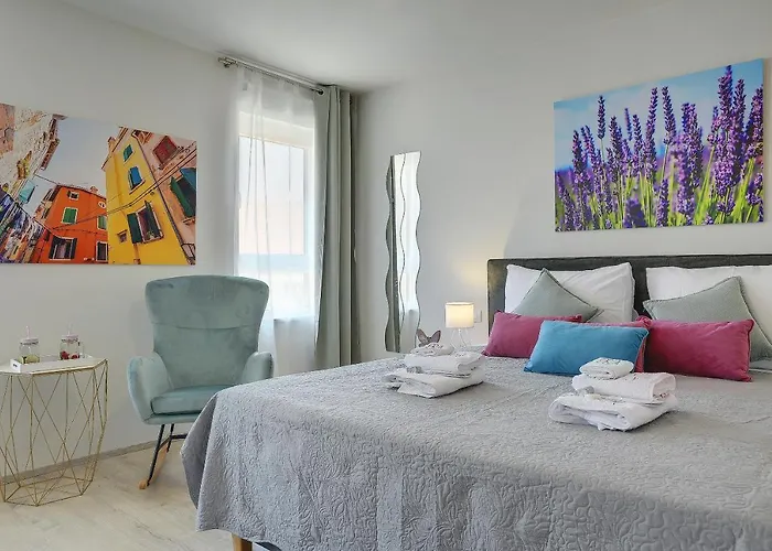 D&a Amphitheatre With Free Parking *