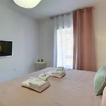 D&a Amphitheatre With Free Parking Apartment Pula